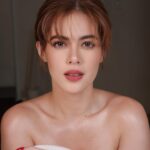 Shaina Magdayao Instagram – Shaina ❤️ 

Makeup by @nikimedina 
Hair by @emilbeljot 

#makeupbynikimedina #muaphilippines #makeupartistsworldwide #makeupartist #muaph