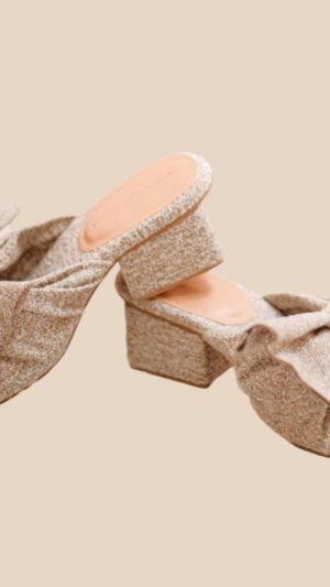 Shaina Magdayao Instagram - Good shoes take you to good places. 👡

These sandals feature a playful fabric bow adding a touch of texture and fun to your outfit. Get it at 30% discount! -Uno

BAGS. CLOTHING. JEWELRY. SHOES. HOME
#supportlocal 🤎

Shop for eco-conscious bags here:
DM to pre order: @organizedchicas
Add to cart on Shopee: The Organized Chicas PH
Browse our online catalogue, link in bio: https://linktr.ee/theorganizedchicas

#theorganizedchicas #theorganizedchicaslifestyle #ecoconscious #ecofriendly #locallymadeph
#supportlocalph #sustainbleph #shoesph #sandals #slides