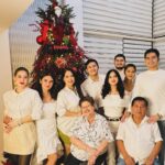 Shaina Magdayao Instagram - Almost perfect CHRISTmas *just add Sister #3 Nephew #3 Nephew #6 🫶🏻 🎄 Thank you Lord for the gift of life and family 🤍 #MagdayaoFamily