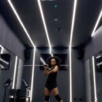 Shaina West Instagram - ok if u see me training a forbidden technique in @reshapefitnessbeckenham just stay focused on ur workout. im in the zone and I don’t want u getting pregnant before the cuffing-season tournament. #sexyjutsu 💃🏽 inspired by @fabianeleame