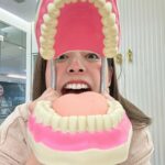 Shaira Diaz Instagram - Today, I learned something important about properly caring for your teeth and gums! 🦷 Stop using medium to hard bristles 🪥 and switch to soft bristles to prevent damage to the soft tissues. Watch this video to learn more about proper brushing techniques and how to prevent dental problems. Thank you so much, Dr. @sheskareninna of @keendentalcenter, for this very helpful information. 💙