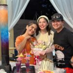 Shaira Diaz Instagram - Happy birthday sa mahal kong mama!!🎂❤️🎉🥳 Swerte namin ikaw ang mama namin. Thank you for everything, ma!! Tutuparin ko lahat ng pangarap natin, pangako yan. Mahal ka namin!🤍 Thank you sa cake baba @ea_guzman and @ellbellizsima sa bouquet and cake! Super sweet!❤️ ily guys!