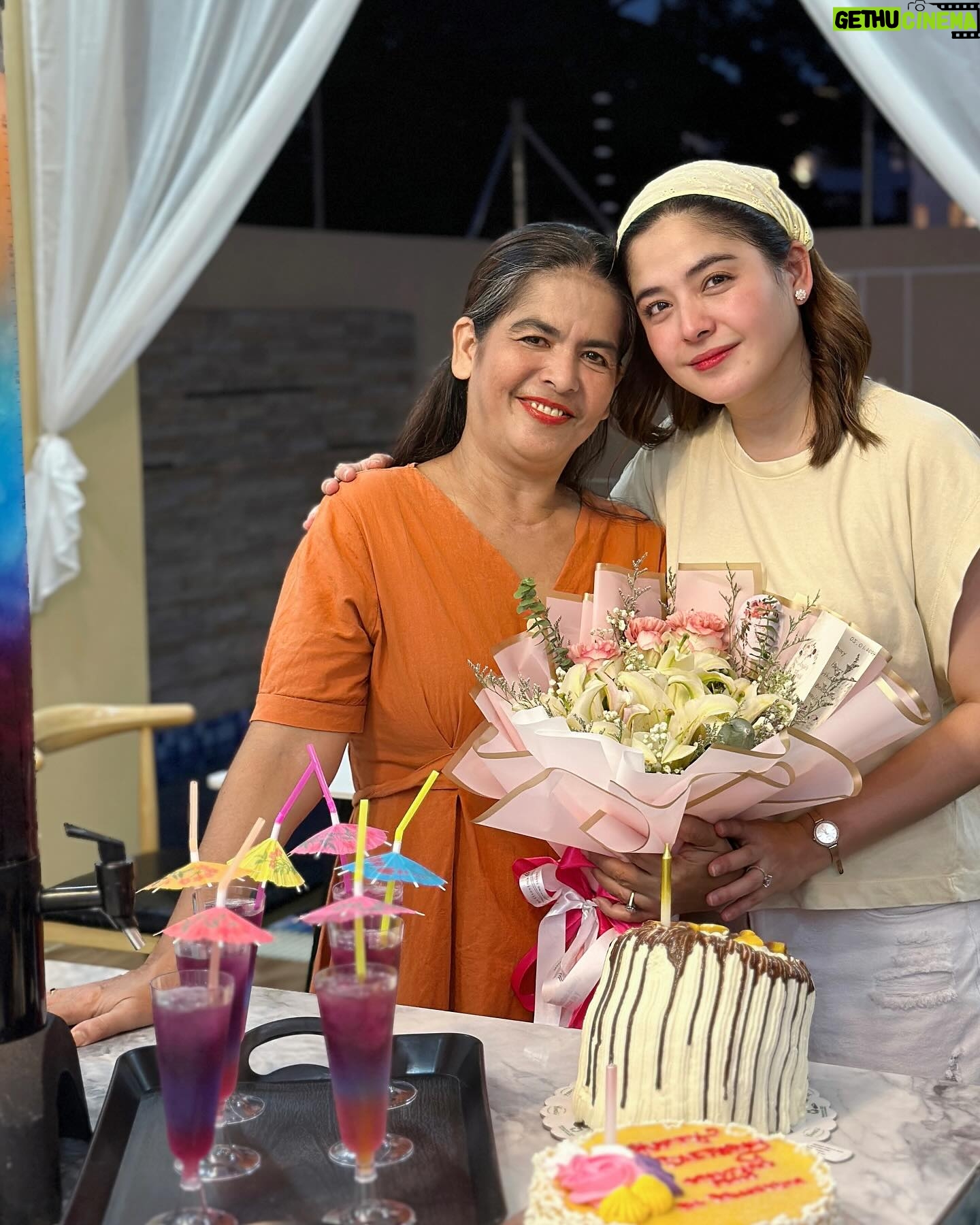 Shaira Diaz Instagram - Happy birthday sa mahal kong mama!!🎂❤️🎉🥳 Swerte namin ikaw ang mama namin. Thank you for everything, ma!! Tutuparin ko lahat ng pangarap natin, pangako yan. Mahal ka namin!🤍 Thank you sa cake baba @ea_guzman and @ellbellizsima sa bouquet and cake! Super sweet!❤️ ily guys!