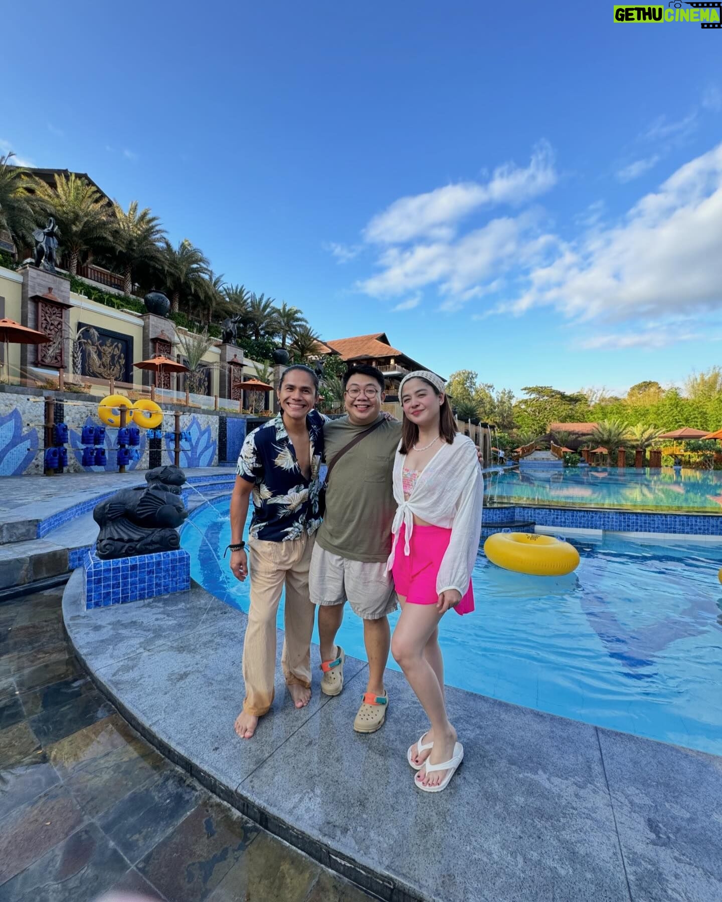 Shaira Diaz Instagram - @unanghirit goes to the Bali of the North, @highlandbaliresort 🌴