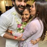 Shakti Mohan Instagram - Magical throwback to this day when my baby got hitched 🫶🏼🌸 @muktimohan @whokunalthakur #bestmemories