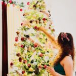 Shalani Tharaka Instagram – May your home be filled with the warmth of love, creating lasting memories that bring comfort and happiness throughout the holiday season. 
Merry Christmas 🎁🎄🍾