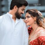 Shalani Tharaka Instagram - Just me & my Manaivi 😘 Our South Indian look HMUA | @salonliyo @shimmerbydanushka Outfit | @groomsartsl @zeel_sarees Photography | @dark_room_official