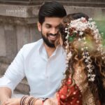 Shalani Tharaka Instagram - Just me & my Manaivi 😘 Our South Indian look HMUA | @salonliyo @shimmerbydanushka Outfit | @groomsartsl @zeel_sarees Photography | @dark_room_official