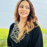 Shalani Tharaka Instagram - 𝓣𝓱𝓮 𝓶𝓸𝓼𝓽 𝓫𝓮𝓪𝓾𝓽𝓲𝓯𝓾𝓵 𝓽𝓱𝓲𝓷𝓰 𝓪 𝔀𝓸𝓶𝓪𝓷 𝓬𝓪𝓷 𝔀𝓮𝓪𝓻 𝓲𝓼 𝓬𝓸𝓷𝓯𝓲𝓭𝓮𝓷𝓬𝓮 🤍 HMUA - Me