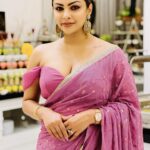 Shalani Tharaka Instagram - Śtŕőńǵ ẃőḿéń dőń't hávé "Áttítúdéś" ẃé hávé Śtáńdáŕdś Śőḿé ćáń't tőĺéŕáté ít ☺️ HMUA - ME SAREE - @glittery_colombo OUTFIT - @nayomawijesinghe