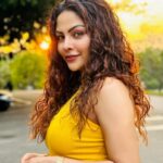 Shalani Tharaka Instagram - hello 🌼