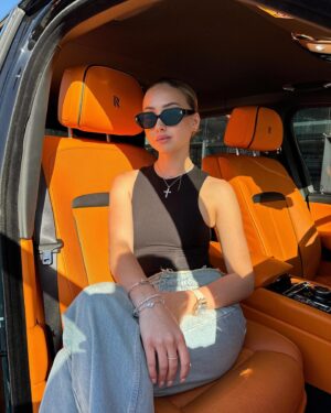 Shania Geiss Instagram - 🧡🧡