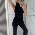 Shania Geiss Instagram – details 🖤