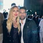 Shanik Aspe Instagram - Despidiendo este 2023 y recibiendo el 2024 en @mayakoba con mi @mauodiardi a un lado y el sol de frente ☀️ literal ☝️😆 y pues para nuestra sorpresa @luismiguel si canto otra , brindo con nosotros y recibimos el año con fuegos artificiales 🎆. Un hermoso cierre de año para celebrar tantas cosas 🙏 Mucho que agradecer ! 🙏 Feliz año para todos ustedes y que Dios los bendiga siempre ! Desliza para ver 👉 #mayakobaexperiences #onlymayakoba
