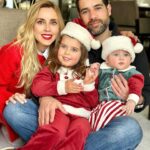 Shanik Aspe Instagram - Feliz Navidad !!!! 🎄🎁 un abrazo muy muy grande de parte de la Familia Odiardi Aspe ❤️
