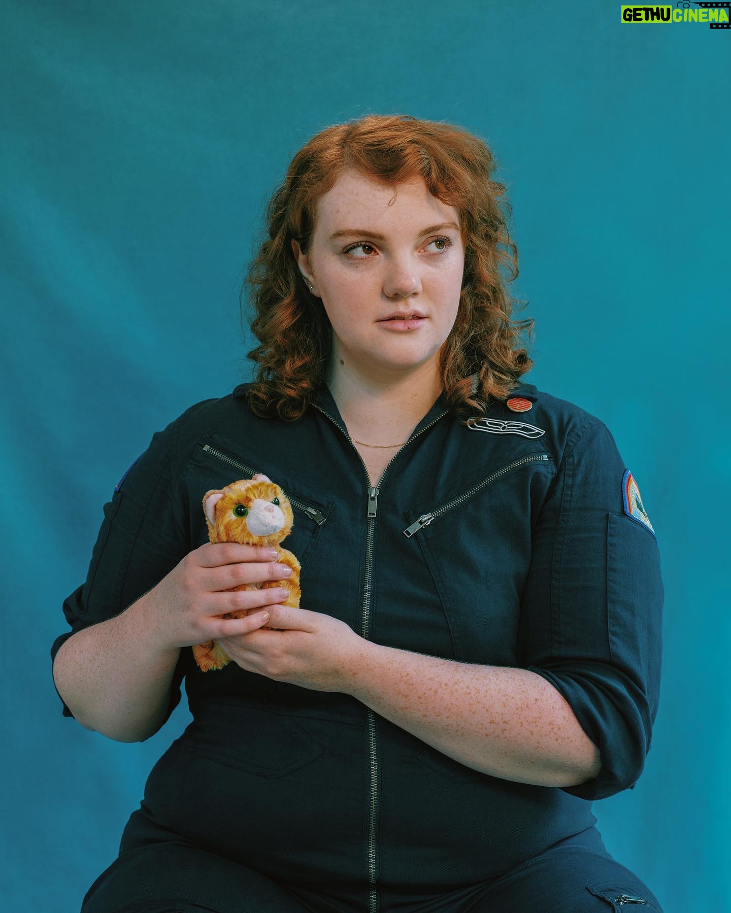 Shannon Purser - 44.4K Likes - This is Ripley, last survivor of the Nostromo, signing off. 👽
Happy Halloween!!
📸 : @savanaogburn