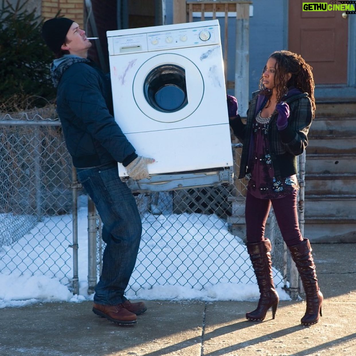 Shanola Hampton Instagram - Repost from @shameless • 10 Years of Shameless: “So crazy to look back, the photo of us carrying the washer down the street didn’t even make the cut. During the pilot, V smoked, so I had a cigarette in my mouth, and the ashes got so long that they fell on my chest and burned me! The scar was there for 3 seasons!” - @shanolahampton All new episode tomorrow night!