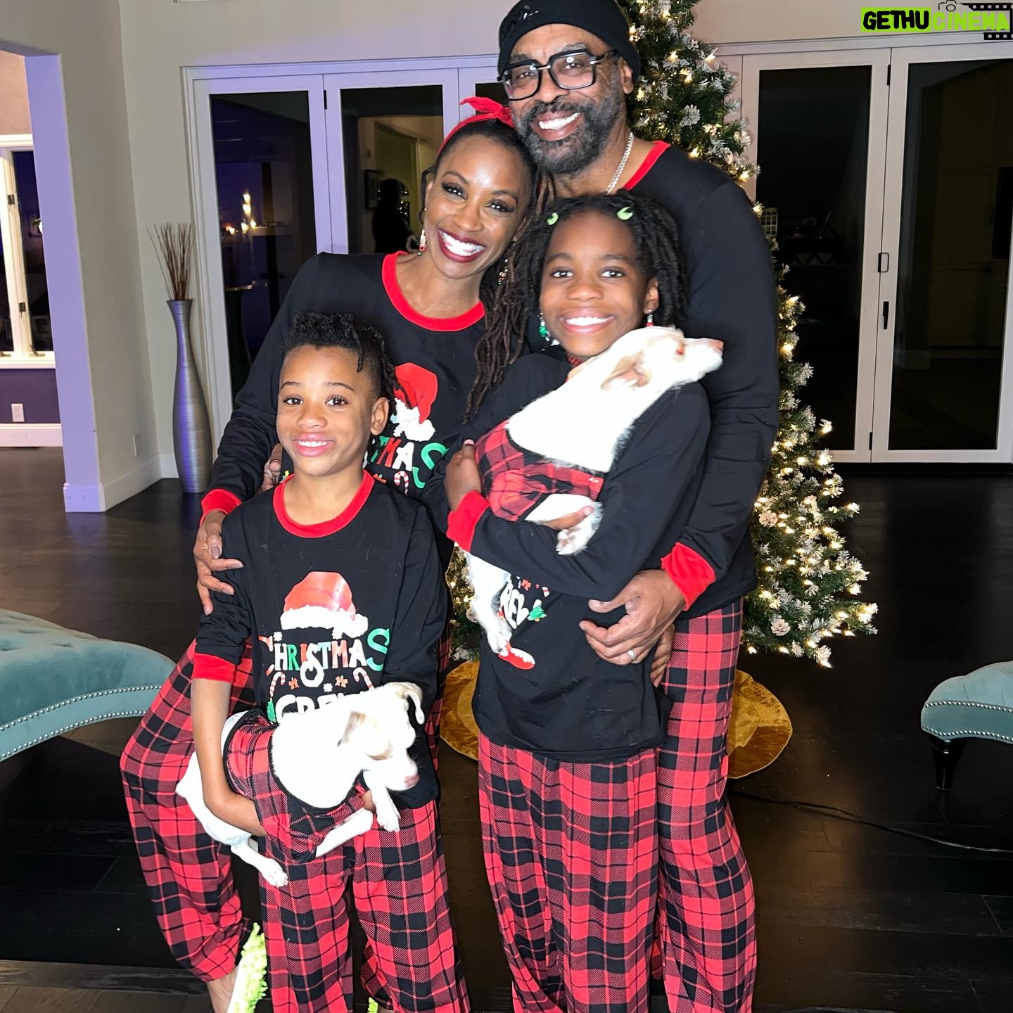 Shanola Hampton Instagram - Oh the joy of the holidays and the nearly impossible task of getting a useable annual pj photo! From my family to yours, happy all things and may you have the merriest of times with those you love!