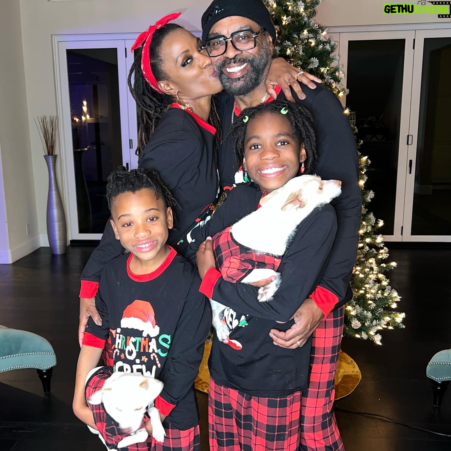 Shanola Hampton Instagram - Oh the joy of the holidays and the nearly impossible task of getting a useable annual pj photo! From my family to yours, happy all things and may you have the merriest of times with those you love!