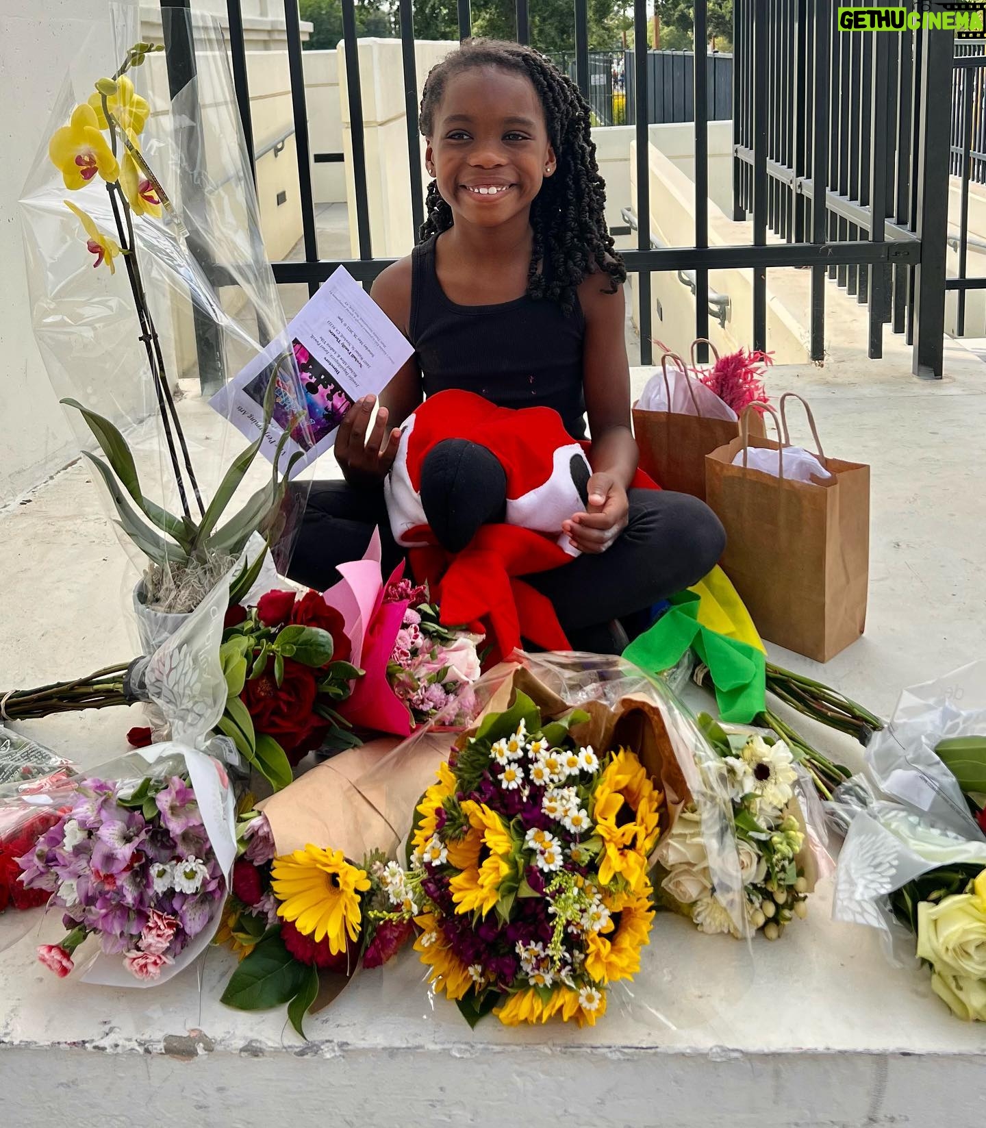 Shanola Hampton Instagram - A truly special day for our family! My first born baby’s first show! She had an overwhelming amount of support! Truly grateful! @shangolive