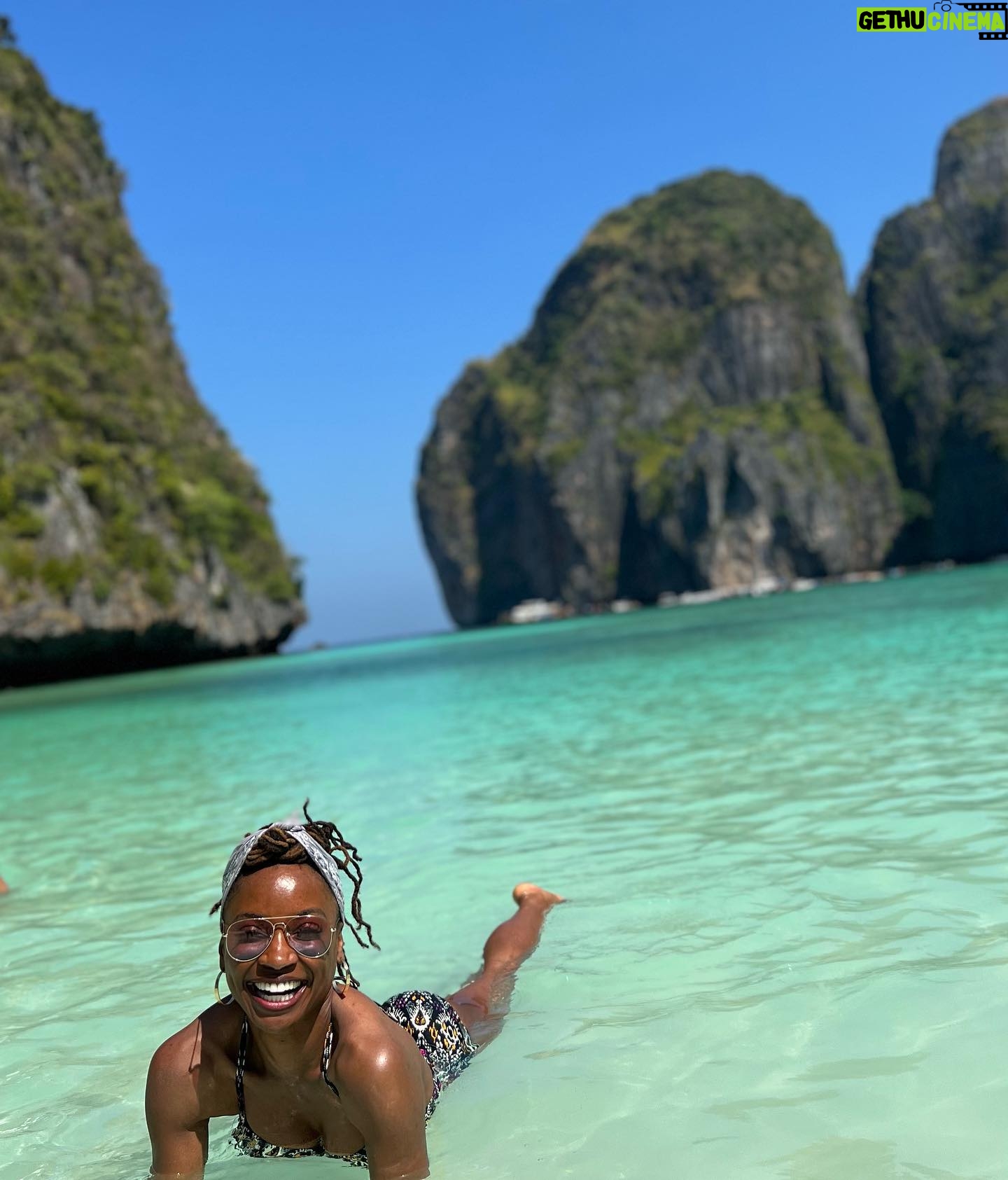 Shanola Hampton Instagram - Thinking of the love I found in Thailand! #photodump #saveelephants