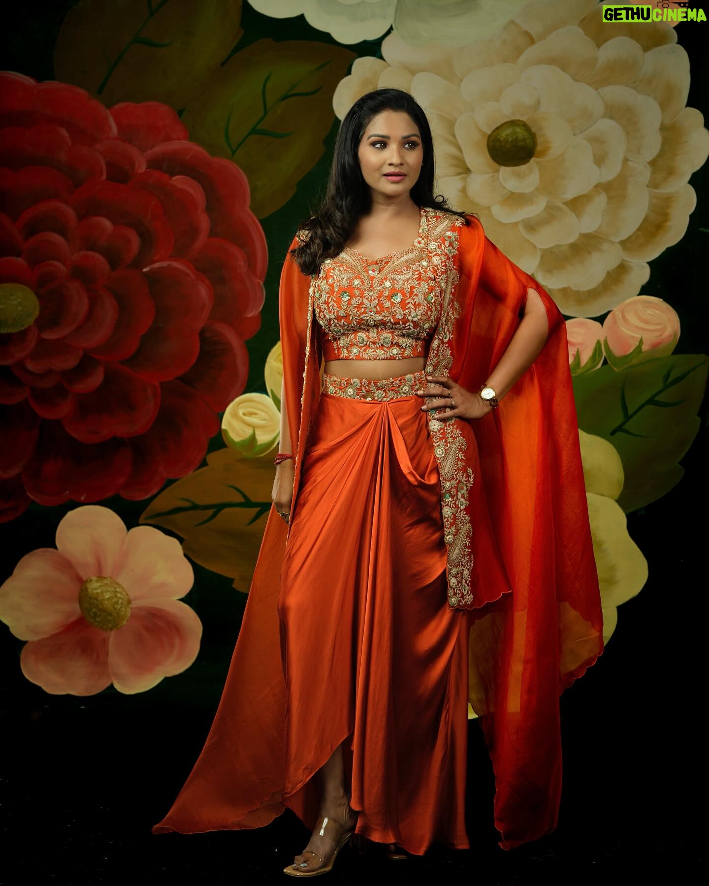 Sharanya Turadi Instagram - @sharanyaturadi_official X Mokshaa Step into the wedding venue like a regal vision in this exquisite ensemble! Picture yourself adorned in a stunning draped Indian wear skirt, intricately embellished with shimmering gold zari embroidery, perfectly complemented by a resplendent blouse. But wait, the elegance doesn’t end there, a graceful kaftan overlay adds a touch of sophistication. Shot by - @rahul__sudharshan Make up & Hair - @jancymakeoverandhairdo #weddingseason #summervibes #celebration #comfort #craftsmanship #drapedskirt #kaftanoverlay #brickorange #indianfashion #traditionalwear #ethnicwear #mokshaachennai