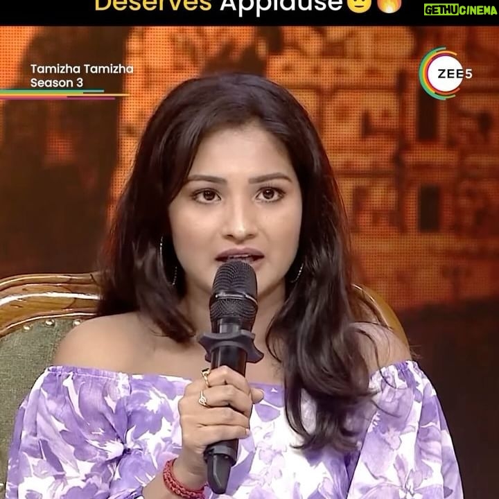 Sharanya Turadi Instagram - Hats off to each one of those 🫡 Watch your favourite movies and shows anywhere anytime only on ZEE5 absolutely for free 🤩🔥 #TamizhaTamizha #WatchForFree #ZEE5Tamil #ZEE5 #TamilMemes