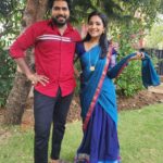 Sharanya Turadi Instagram – ThangaMayil ×  Saravanan 🦚🤩✨️

#pandianstores❤

Half saree by @ivalinmabia