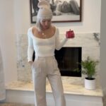 Sharna Burgess Instagram - There is a thanksgiving share coming but I also didn’t want you guys to miss this massive sale. 25% off everything extra 15% off with code CYBERAF, total of 40% off!! Link in stories and other links and deals to come :)