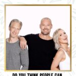 Sharna Burgess Instagram - Are you addicted to you phone? Is there anything you touch in a day more than you touch your phone? I think the only thing I touch more than my phone is my engagement ring 🥰 The stats are crazy. Check out our latest @oldishpod anywhere you listen to podcasts 💖💖