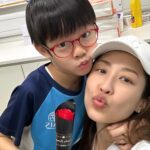 Sharon Chan Man-Chi Instagram – 𝐌𝐲 𝐂𝐫𝐚𝐳𝐲 𝐒𝐮𝐧𝐬𝐡𝐢𝐧𝐞 𝐁𝐨𝐲 😂😘
#youaremysunshine
#beatboxversion
#happymothersday
#充滿音樂喜劇細胞