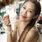 Sharon Chan Man-Chi Instagram - 開心的12月♥️ 每張相片都充滿着幸福與喜悅 婚禮上的種種小細節 全部都是新娘子的心思💕 @roxannetong @kennethmkm 看到你們那麼幸福 我們真的很感動 還有要感謝今次隨行有 小白老師和江老師兩大高手助陣 @alden_chenyin @samanthakong 大家先有咁多靚相 留下美好回憶 我決定要學影相 因為江老師話陳老師有潛質🤣