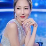 Sharon Chan Man-Chi Instagram - 謝謝❤️ 的邀請👏👏 兩兄妹第一次一齊做司儀 @joelshanchung #broandsis On Sharon Stylist @cathcheung Makeup @circleeeee_makeup Hair @evechiuhair Gown: @emmawallacedesigner Jewelries: @apmmonaco Photos @jeana.jpg Last 2 pics by @yankee_ty