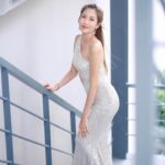 Sharon Chan Man-Chi Instagram - 🧜‍♀️🧜‍♀️🧜‍♀️ Stylist @cathcheung Gown @emmawallacedesigner Jewelries @apmmonaco Makeup @circleeeee_makeup Hair @evechiuhair Photos @jeana.jpg #mermaid #ootd