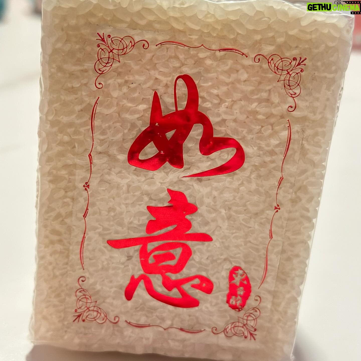 Sharon Chan Man-Chi Instagram - 五月🎂 五月嘅第一日 都係開心的生日月 唔係我生日 係一班充滿活力嘅鐵馬家族 加埋我老公 一齊玩返晚👏 多謝晒馬生馬太 真係好耐冇打邊邊 同埋一次過食咁多款蛋糕 好似去咗Dessert buffet🍰🧁🍧 最緊要大家開開心心!身體健康! 事事如意!個個有米! 下次又再玩過🥰👍
