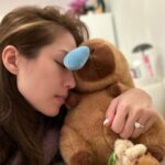 Sharon Chan Man-Chi Instagram - 最近日常🌵 1, 忽然街拍 2, 同Ah Zo互影 3,你哋喺肚裏面已經認識，沁沁津津💕 4,剪完頭髮，去食茶記 5,冇特登，果日同阿仔襯咗 6,呢張相有啲sad 7,情人節突然收子樂砌的LEGO玫瑰🌹 開心到完全唔理低炒 8,呢隻嘢叫做𝐤𝐚𝐩𝐢𝐛𝐚𝐥𝐚，子樂大愛 9,我比較鍾意流鼻涕呢隻 10,點解呢個時候睇月老，喊死我🥹