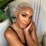 Sharon Ooja Instagram - I think I’m 18 👀👀 how old are you my lovers ? Ps skinny girl in transit is back 26th of this month I’m so happy 😍shalewa 2.0 Jewellery @bozjewelry @bozdiamonds