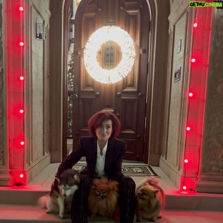 Sharon Osbourne Instagram - Wishing Everyone The Happiest of Holidays ❤️ ✌️ 😘