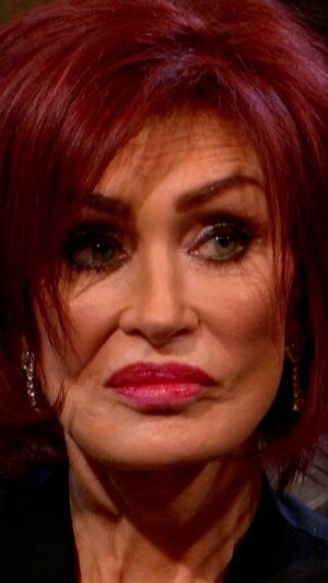 Sharon Osbourne Instagram - Me and bestie for an hour before finishing with “but who are we to judge?”