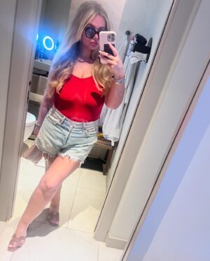 Shaughna Phillips Instagram - LIFE HAS BEEN GOOD 🫶🏼☀️👯‍♀️💘🌴💒✈️

1. At O Beach with my best girls 🫶🏼
2. Before the vodka took hold 💅🏼
3. After the vodka took hold 😔
4. It’s giving “ A single mom who works two jobs, who loves her kids and never stops” 😂
5. One of 16189 outfits I packed for my 48 hour trip 🤝
6. This dress really has my whole heart 💚
7. Best hen do for our best girl 👰🏻‍♀️
8. 2 pig tails are better than 1 🎀
9. If you’re still scrolling, allow me to re-introduce myself 😏
10. It was at this moment, I realised there’s a difference between being an Aries queen, and raising one 😳😰