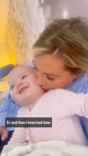 Shaughna Phillips Instagram - SPEND THE DAY WITH ME 🌅 

Nearly didn’t post this because the double chin is just, unforgivable quite honestly. But engagement is engagement so here we are