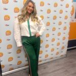 Shaughna Phillips Instagram - Always a pleasure to join the @gmb team in the mornings ☀️ We were debating today whether it’s okay to buy clothes with the intention of wearing them once and returning them 🫣 what do you think?!