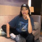 Shay Instagram – Ma mère m’a dit ma fille garde la foi..