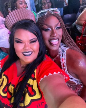 Shea Couleé Instagram - Had SUCH an amazing time at The Renaissance World Tour in Chicago. It was my first time seeing Beyoncé in 10 years, and the wait was worth it. 🤩
