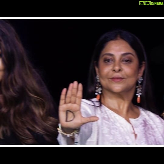 Shefali Shah Instagram - L’Oréal Paris transformed the Gateway of India into a Gateway to Change in their fight against street harassment. Thrilled to have been a part of this monumental event and important initiative! @lorealindia @lorealparis #L’OrealParis #WeStandUp #WorthIt #StopStreetHarassment #Gateway_to_Change #StandUpAtGateway