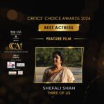 Shefali Shah Instagram – A round of applause for Shefali Shah for winning the award for Best Actress at the #CriticsChoiceAwards 2024 for her mesmerizing performance in the feature film Three of Us! 

Her ability to create memorable characters is truly commendable.

@filmcriticsguild @groupm_motion @vistasmediacapital @streaxindia @britannia.industries @disneyplushotstar