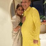 Shefali Shah Instagram - Diwali is about love, light, happiness, togetherness. And it’s been a ritual for years where we all meet at our home to celebrate just that. And it’s priceless.❤️❤️❤️