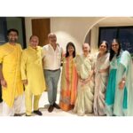 Shefali Shah Instagram - Diwali is about love, light, happiness, togetherness. And it’s been a ritual for years where we all meet at our home to celebrate just that. And it’s priceless.❤️❤️❤️