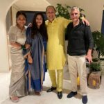 Shefali Shah Instagram - Diwali is about love, light, happiness, togetherness. And it’s been a ritual for years where we all meet at our home to celebrate just that. And it’s priceless.❤️❤️❤️
