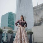 Shefali Shah Instagram – .

@iemmys @netflix_in #DelhiCrimeSeason2

Outfit by – @raw_mango
Jewels by – @abhilasha_pret_jewelry
Photographer: @krimesh @crossover_studios
Stylist: @radhikamehra
Assisted by: @styleby_foram
Hair: @mikelstyled
Make up: @redjessmakeup